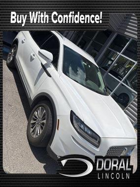 White Metallic 2023 Lincoln Nautilus Standard