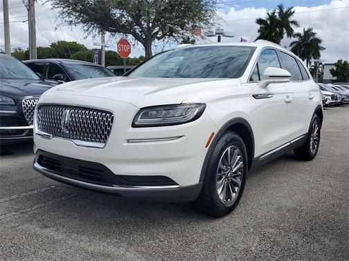 2023 Lincoln Nautilus Standard