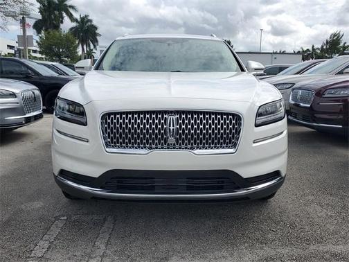 2023 Lincoln Nautilus Standard