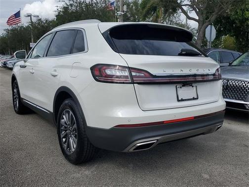 2023 Lincoln Nautilus Standard