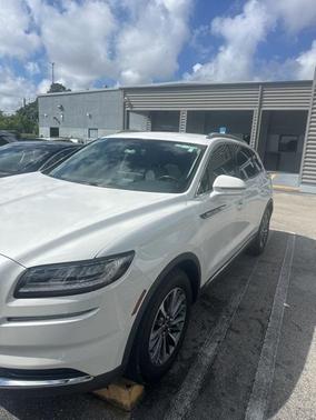 2023 Lincoln Nautilus Standard
