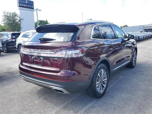 2022 Lincoln Nautilus Standard