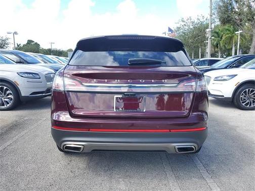 2022 Lincoln Nautilus Standard