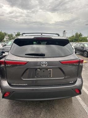 2023 Toyota Highlander XLE