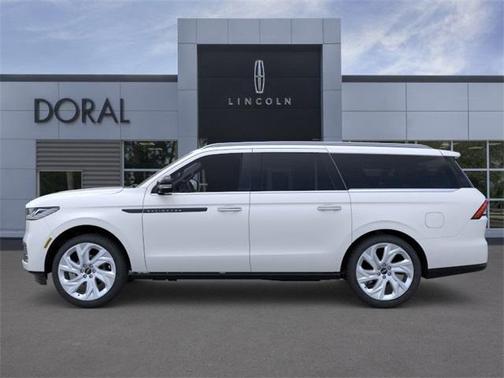 2025 Lincoln Navigator L Black Label