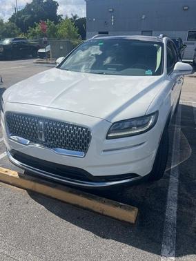 2022 Lincoln Nautilus Reserve