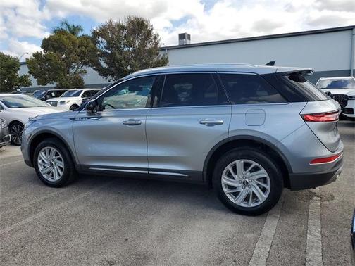 2022 Lincoln Corsair Standard