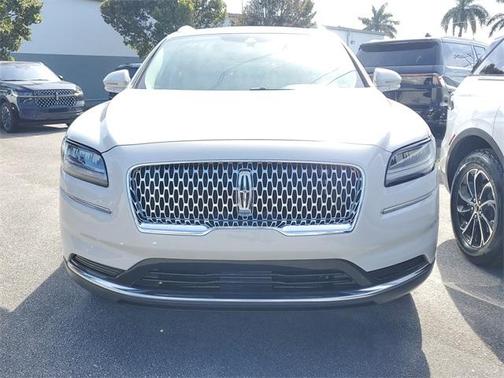 2023 Lincoln Nautilus Standard