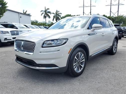 2022 Lincoln Nautilus Standard