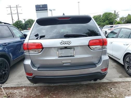 2019 Jeep Grand Cherokee Laredo E