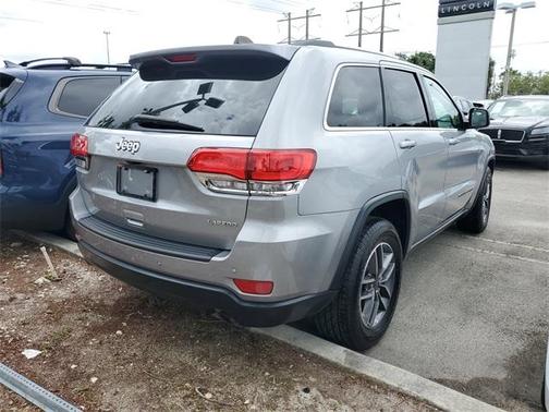 2019 Jeep Grand Cherokee Laredo E