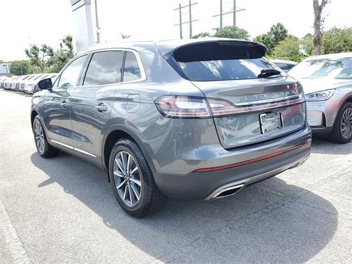 2022 Lincoln Nautilus Standard