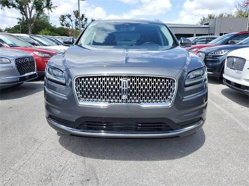 2022 Lincoln Nautilus Standard