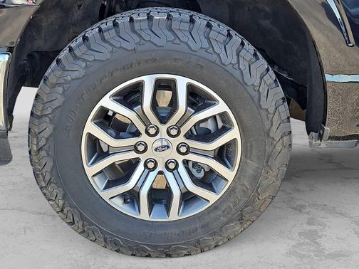 AGATE BLACK METALLIC 2021 Ford F-150 Lariat