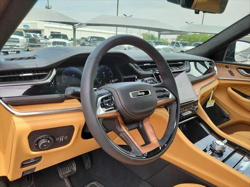 2025 Jeep Grand Cherokee L Summit Reserve