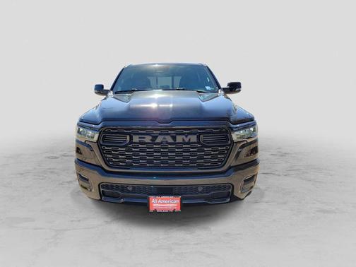 Diamond Black Crystal Pearlcoat 2026 RAM 1500 Lone Star