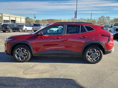 2024 Chevrolet Trax LT