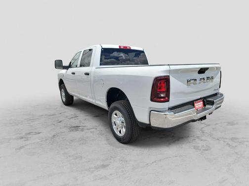 2025 RAM 2500 Tradesman Crew Cab 4x4 6'4' Box