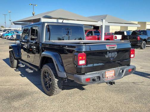 2023 Jeep Gladiator Sport