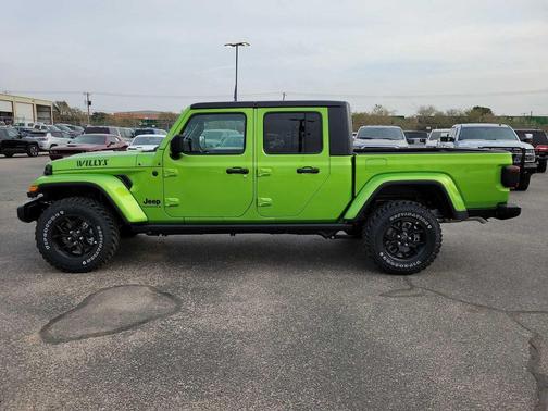 2026 Jeep Gladiator Willys
