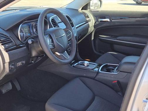 2023 Chrysler 300 Touring