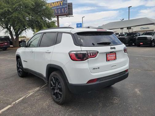 2025 Jeep Compass Latitude