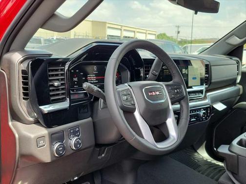 2025 GMC Sierra 1500 SLE