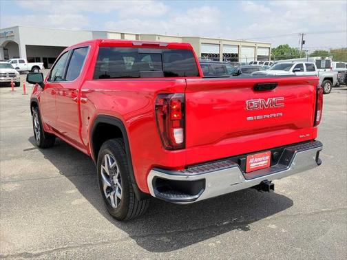 2025 GMC Sierra 1500 SLE