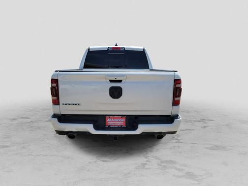 Ivory White Tri-Coat Pearlcoat 2020 RAM 1500 Laramie