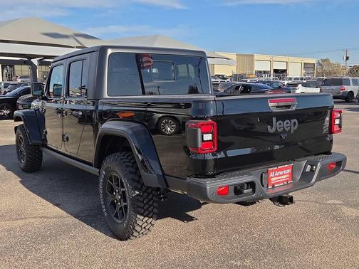 2026 Jeep Gladiator Willys