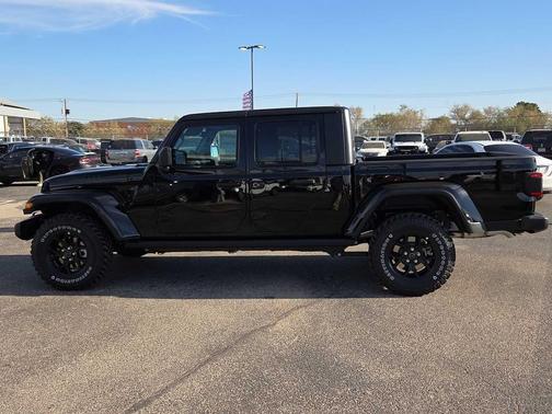 2026 Jeep Gladiator Willys