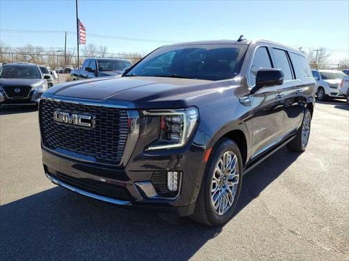 2023 GMC Yukon XL Denali Ultimate