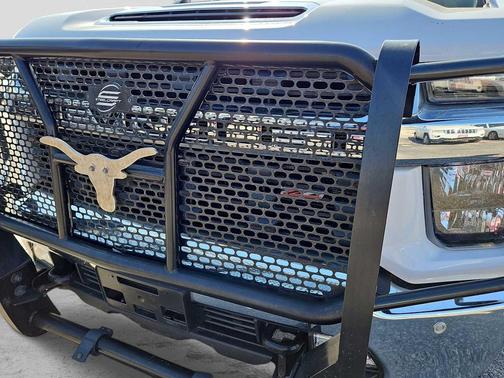 Summit White 2022 Chevrolet Silverado 3500 LT