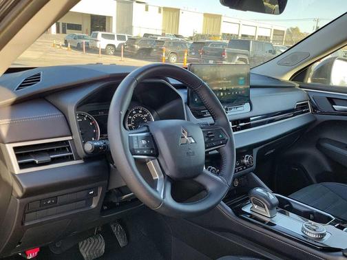 2025 Mitsubishi Outlander SE 2.5 S-AWC