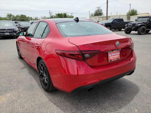 2023 Alfa Romeo Giulia Ti