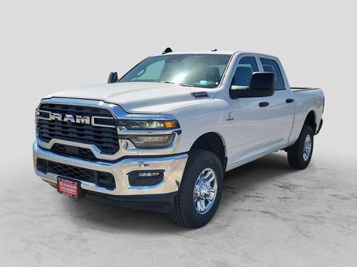 2025 RAM 2500 Tradesman Crew Cab 4x4 6'4' Box