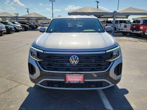 2024 Volkswagen Atlas Cross Sport 2.0T SE w/Technology 4MOTION