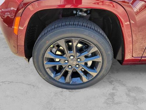 Velvet Red Pearlcoat 2026 Jeep Grand Cherokee L Limited