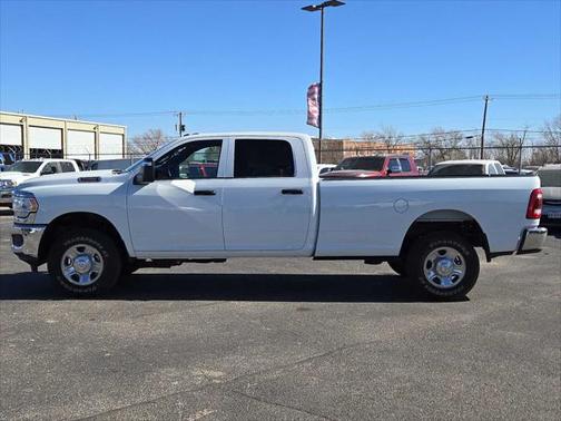 2024 RAM 2500 Tradesman Crew Cab 4x4 8' Box