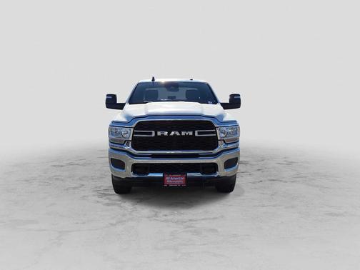 2024 RAM 2500 Tradesman Crew Cab 4x4 8' Box