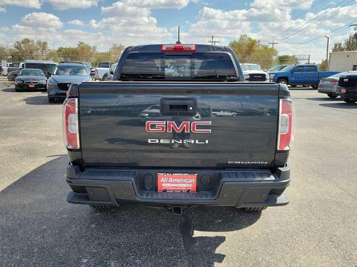 2021 GMC Canyon Denali