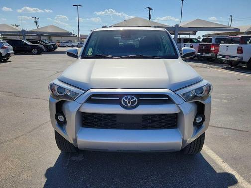 2024 Toyota 4Runner SR5
