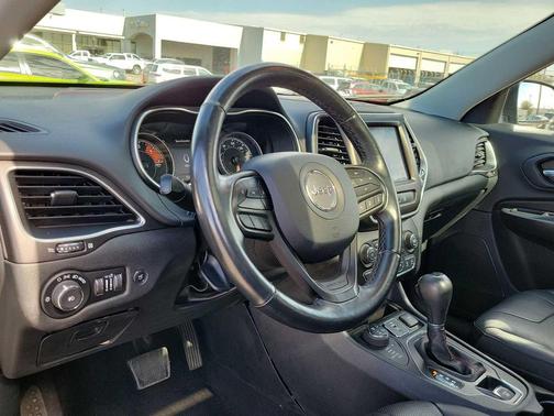 2019 Jeep Cherokee Trailhawk Elite