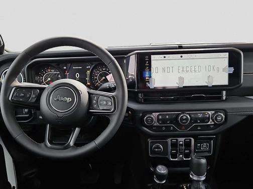 Bright White Clearcoat 2026 Jeep Gladiator Texas Trail 4x4
