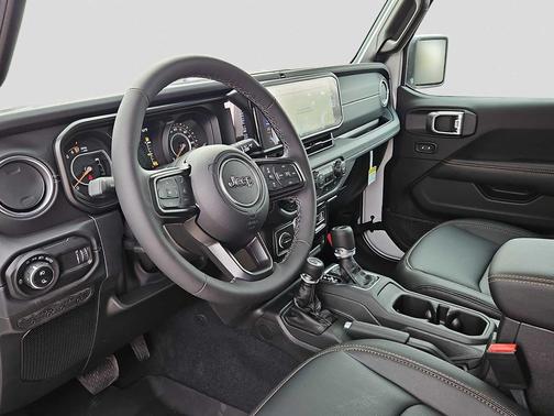 Bright White Clearcoat 2026 Jeep Gladiator Texas Trail 4x4