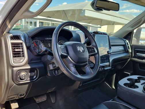 2024 RAM 2500 Laramie Crew Cab 4x4 6'4' Box