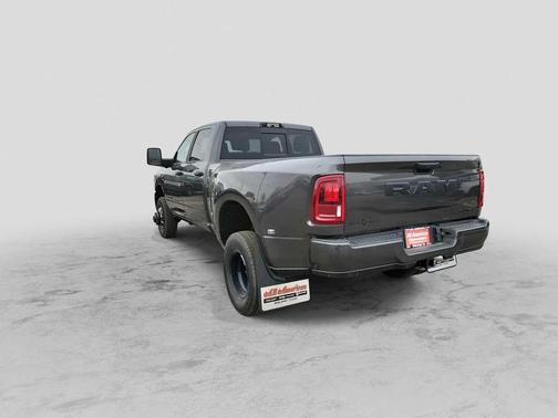 2026 RAM 3500 Lone Star Crew Cab 4x4 8' Box