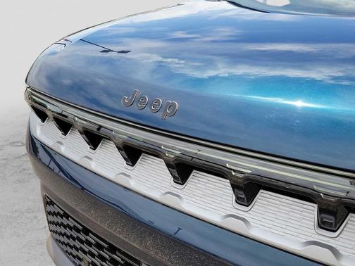 Fathom Blue Pearlcoat 2026 Jeep Grand Wagoneer 4x4
