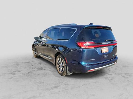 2021 Chrysler Pacifica L