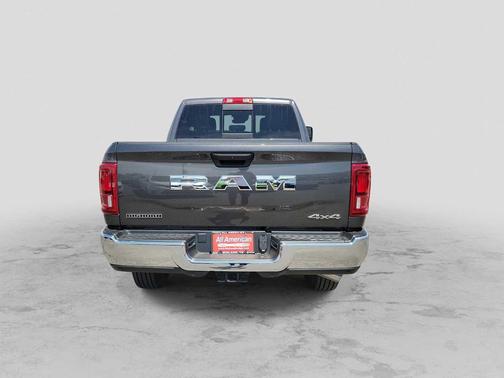 2025 RAM 2500 Big Horn Crew Cab 4x4 6'4' Box